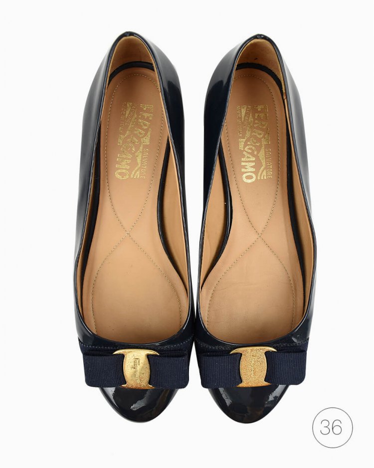 Salvatore Ferragamo VARA MER ブラック 4 1/2 Sapatilha Salvatore Original Ferragamo Vara Azul Verniz Feminino